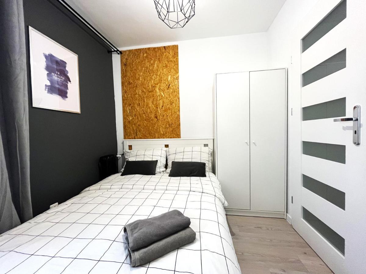 Traugutta Apartment ~ Self Check-In 24H ~ Lift Wroclaw Bagian luar foto