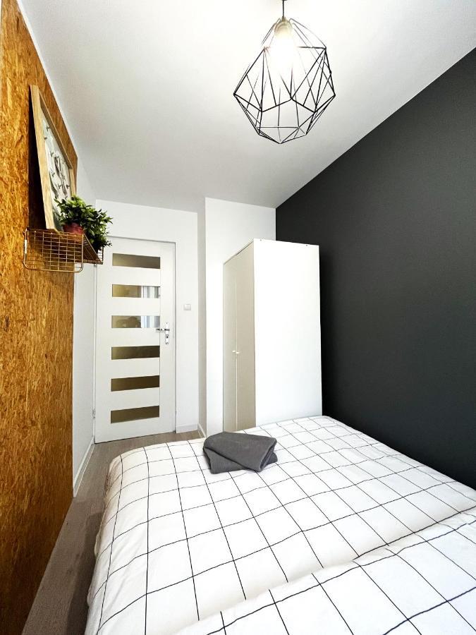 Traugutta Apartment ~ Self Check-In 24H ~ Lift Wroclaw Bagian luar foto