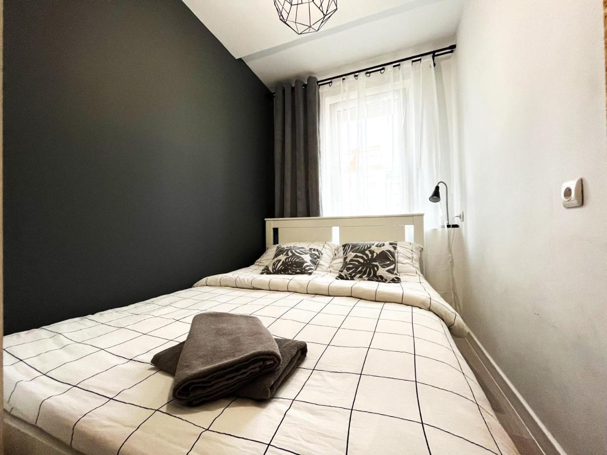 Traugutta Apartment ~ Self Check-In 24H ~ Lift Wroclaw Bagian luar foto